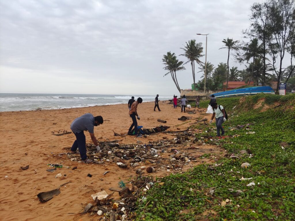 clean up drive at Sangumkam with CLP cohorts.